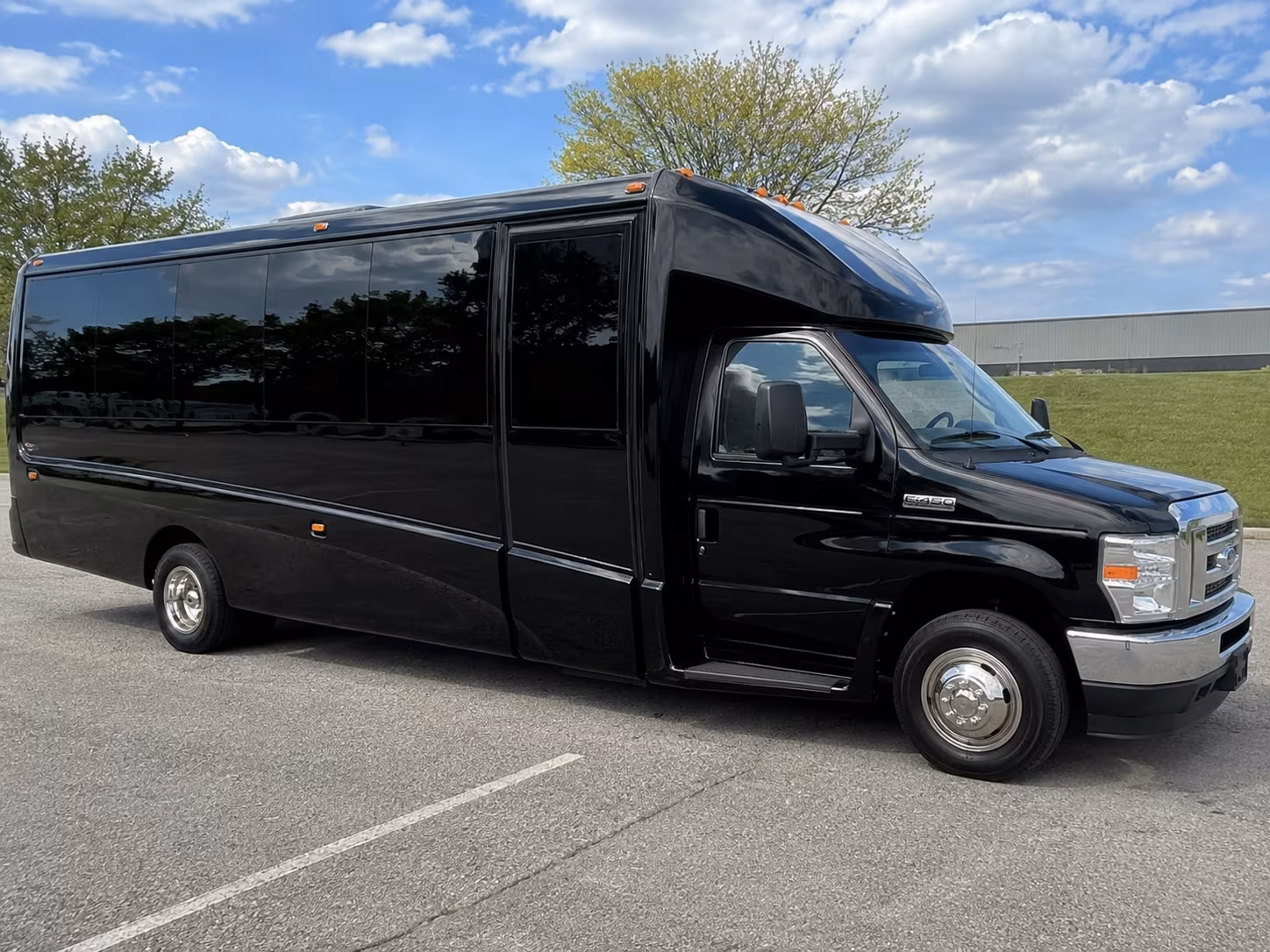 airport transfer buses to and from midland international air and space port